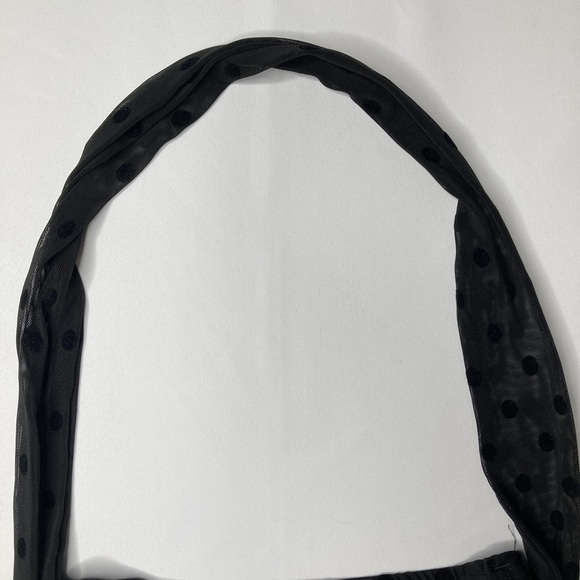 PrettyLittleThing Black Poker Dot Print Cowl Neck Crop Top Size 2 - Picture 6 of 7